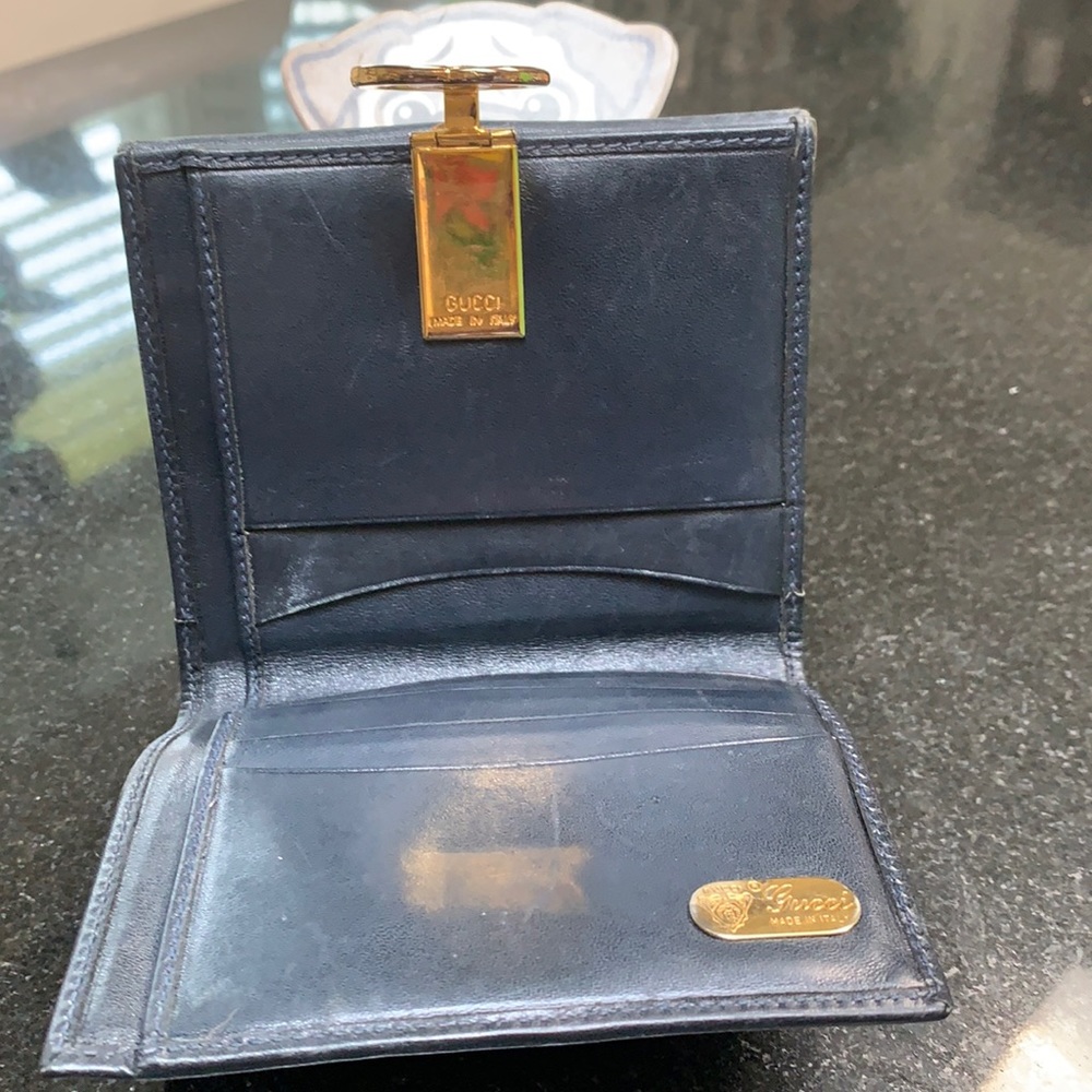 Gucci wallet with billfold, coin purse and 5 card